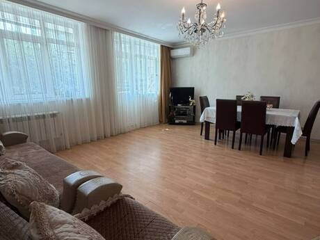 4 otaqlı mənzil, 128 m², Həzi Aslanov: 253 000 ₼ 3