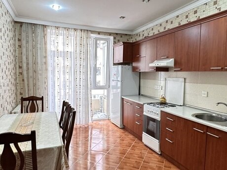 2 otaqlı mənzil, 90 m², 8 Noyabr: 245 000 ₼ 5
