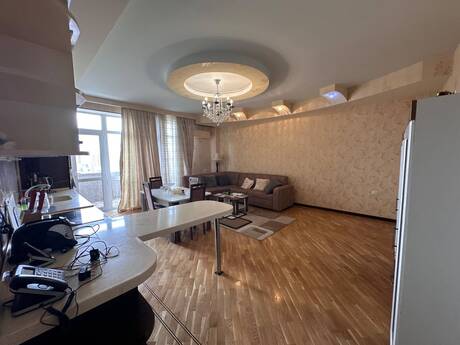 Kirayə 3 otaqlı mənzil, 132 m², 28 May: 1 500 ₼/ay 4