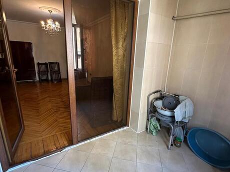 3-комнатная квартира, 75 м², Nizami: 240 000 ₼ 4