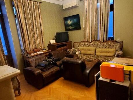 3-комнатная квартира, 75 м², Nizami: 240 000 ₼ 3