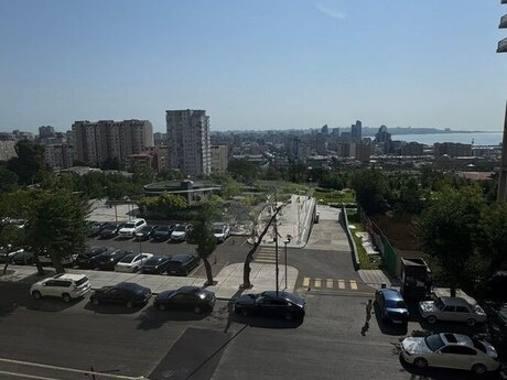 3 otaqlı mənzil, 80 m², Elmlər Akademiyası: 300 000 ₼ 5