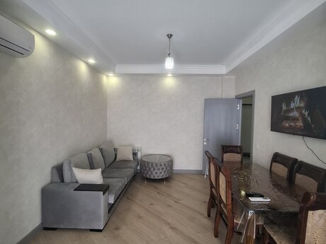 Kirayə 2 otaqlı mənzil, 65 m², West Town: 700 ₼/ay 2