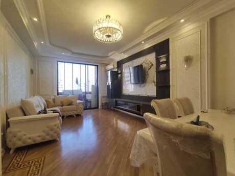 3 otaqlı mənzil, 140 m², 28 May: 500 000 ₼ 3