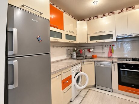 2 otaqlı mənzil, 70 m², İnşaatçılar: 170 000 ₼ 5