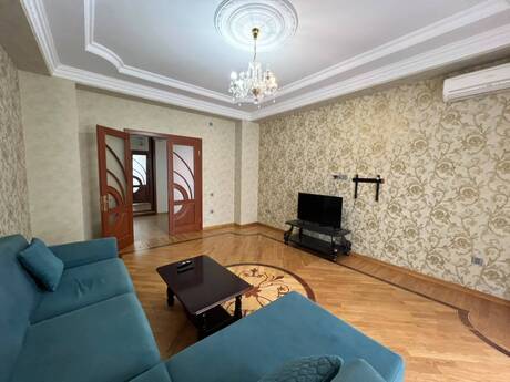 Kirayə 4 otaqlı mənzil, 148 m², Ağ şəhər: 1 400 ₼/ay 2