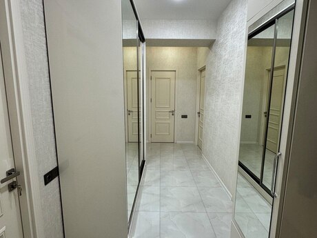 3-комнатная квартира, 98 м², Memar Əcəmi: 318 000 ₼ 2