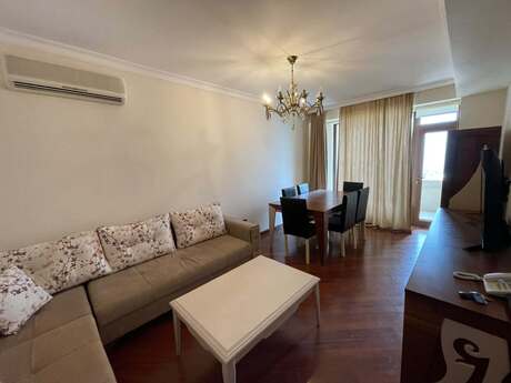 Kirayə 3 otaqlı mənzil, 130 m², İçəri Şəhər: 2 000 ₼/ay 3