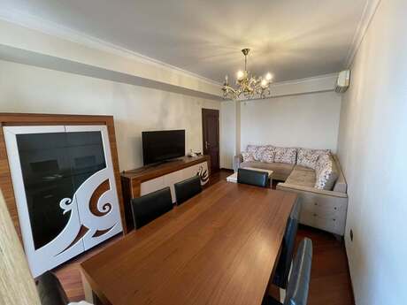 Kirayə 3 otaqlı mənzil, 130 m², İçəri Şəhər: 2 000 ₼/ay 5
