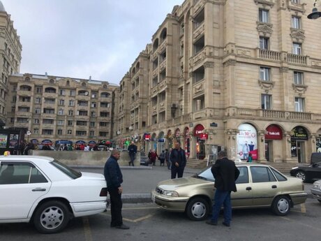 Elan №6447127 - Bakı, Gənclik m., 2 otaqlı, 41 m², 5/5 mərtəbə