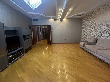 3-room apartment, 130 m², Şah İsmayıl Xətai: 385 000 ₼ 3