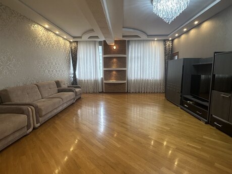 3-room apartment, 130 m², Şah İsmayıl Xətai: 385 000 ₼ 4
