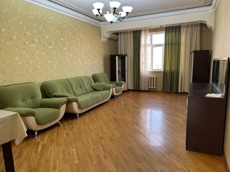 Elan №6447178 - Bakı, İnşaatçılar m., 2 otaqlı, 75 m², 4/12 mərtəbə