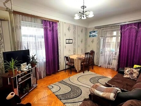 Elan №6447169 - Bakı, Nəriman Nərimanov m., 2 otaqlı, 65 m², 3/5 mərtəbə