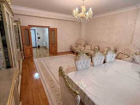 Elan №6447201 - Bakı, Şah İsmayıl Xətai m., 2 otaqlı, 99 m², 6/18 mərtəbə