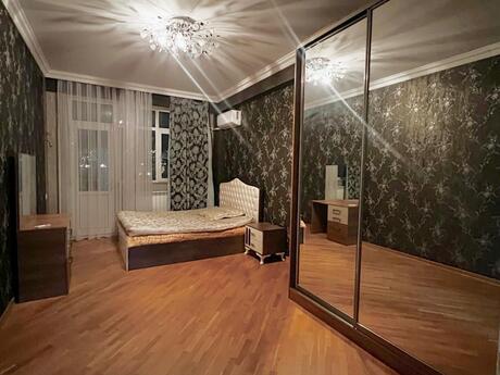 Kirayə 4 otaqlı mənzil, 200 m², Nizami: 1 400 ₼/ay 2