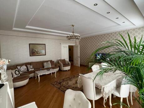 3 otaqlı mənzil, 170 m², Nizami: 650 000 ₼ 3