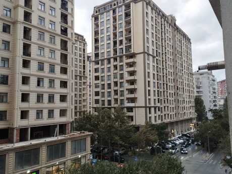 Premier Klass Residence kompleksində 3 otaqlı yeni tikili mənzil satılır, 85 m², 298 000 AZN, şəkil 2 / 12