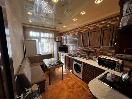 3 otaqlı mənzil, 162 m², Qara Qarayev: 398 000 ₼ 5