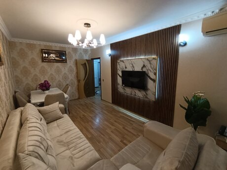 Объявление №6447333 - Баку, м. Халглар Достлугу, 2-комн., 65 м², 7/9 этаж