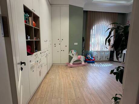 Аренда: 5-комнатная квартира, 235 м², Nəriman Nərimanov: 2 999 ₼/мес 5