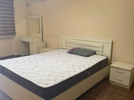 Kirayə 3 otaqlı mənzil, 70 m², İçəri Şəhər: 800 ₼/ay 4
