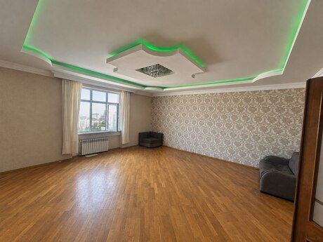 3-комнатная квартира, 138 м², 20 Yanvar: 275 000 ₼ 2