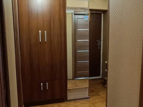 Neftçilərdə 2 otaqlı köhnə tikili mənzil satılır, 60 m², 138 000 AZN, şəkil 4 / 12