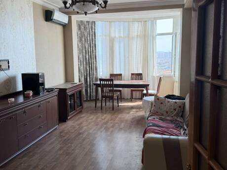 Elan №6447442 - Bakı, İnşaatçılar m., 2 otaqlı, 90 m², 16/17 mərtəbə