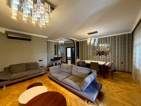 4 otaqlı mənzil, 90 m², Bakıxanov: 238 000 ₼ 2