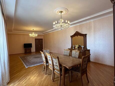 3-room apartment, 176 m², Altes Plaza: 530 000 ₼ 2