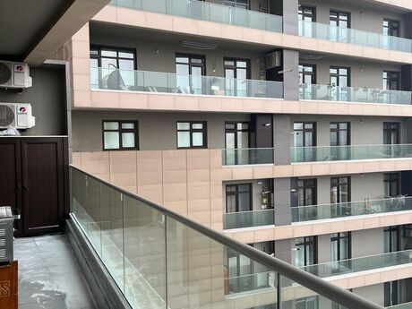 Elan №6447543 - Bakı, 8 Noyabr m., 3 otaqlı, 106 m², 8/27 mərtəbə