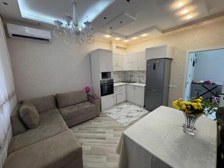 Elan №6447533 - Bakı, Bakıxanov q., 2 otaqlı, 40 m², 5/10 mərtəbə