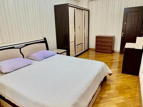 Kirayə 2 otaqlı mənzil, 100 m², 8 Noyabr: 1 100 ₼/ay 4