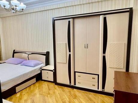 Kirayə 2 otaqlı mənzil, 100 m², 8 Noyabr: 1 100 ₼/ay 5