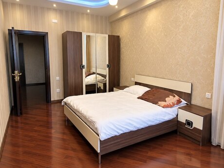 Kirayə 2 otaqlı mənzil, 90 m², Elmlər Akademiyası: 900 ₼/ay 4
