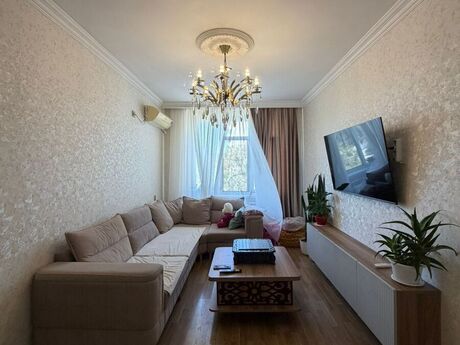 Объявление №6447597 - Баку, пос. Бакиханова, 2-комн., 65 м², 4/5 этаж