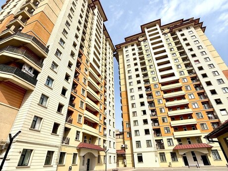 4 otaqlı mənzil, 190 m², Qara Qarayev: 540 000 ₼ 2