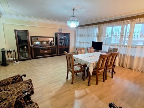 Kirayə 2 otaqlı mənzil, 90 m², Şah İsmayıl Xətai: 800 ₼/ay 4