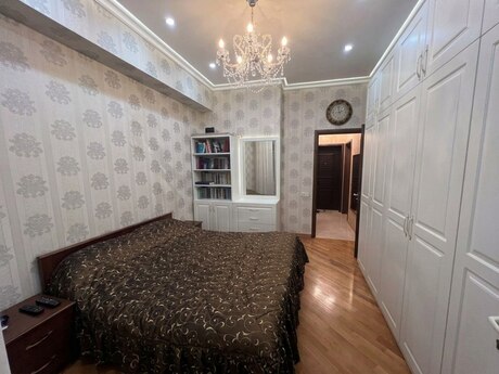 2-room apartment, 70 m², Badamdar: 200 000 ₼ 4