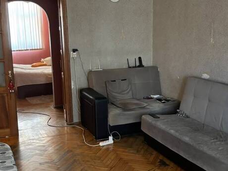 Elan №6447671 - Bakı, Memar Əcəmi m., 3 otaqlı, 75 m², 5/5 mərtəbə