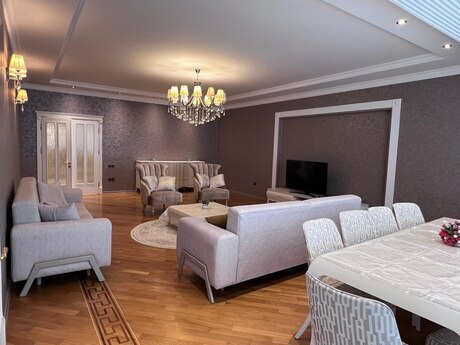 4-room apartment for rent, 180 m², Nəriman Nərimanov: 1 300 ₼/mo 2