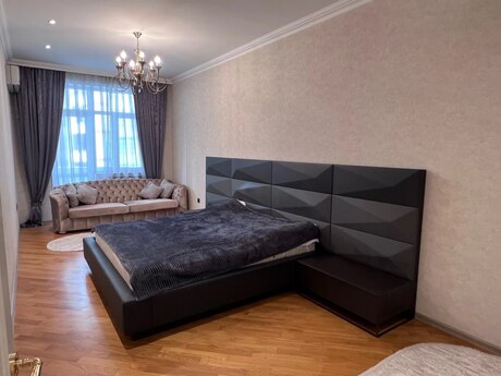 4-room apartment for rent, 180 m², Nəriman Nərimanov: 1 300 ₼/mo 3