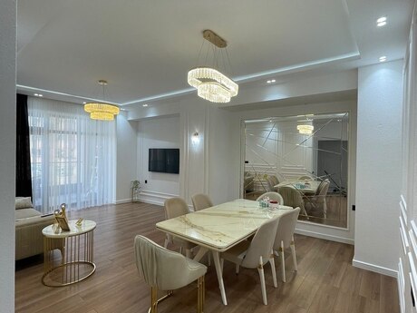 Elan №6447760 - Bakı, 8 Noyabr m., 3 otaqlı, 148 m², 10/27 mərtəbə