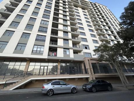 4 otaqlı mənzil, 176 m², 28 May: 492 000 ₼ 2