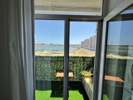 2-room new-build apartment for sale in Yeni Yasamal, 65 m², 183 000 AZN, photo 3 / 12