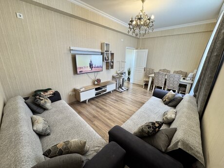 2-room new-build apartment for sale in Yeni Yasamal, 65 m², 183 000 AZN, photo 4 / 12