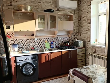 4 otaqlı həyət evi, 120 m², Zabrat: 110 000 ₼ 4