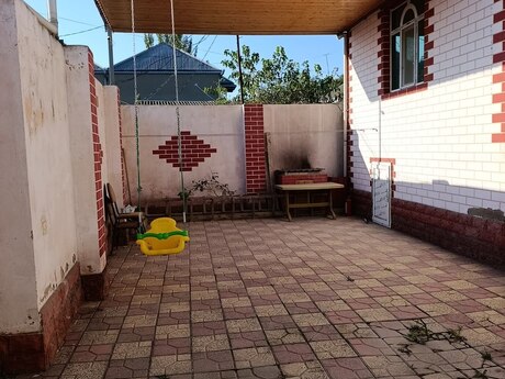 4 otaqlı həyət evi, 120 m², Zabrat: 110 000 ₼ 3