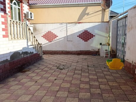 4 otaqlı həyət evi, 120 m², Zabrat: 110 000 ₼ 2